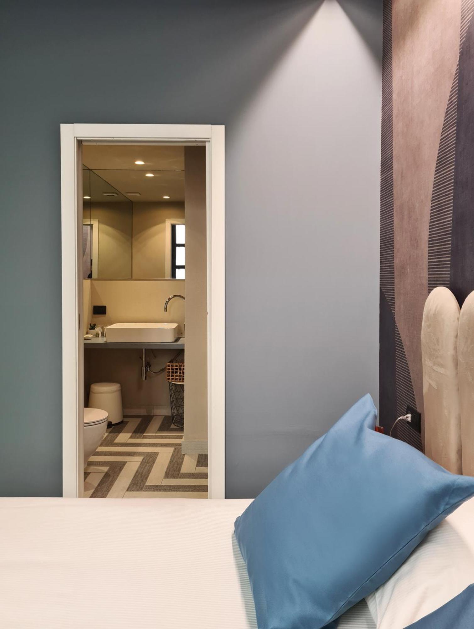 Serendipity Rooms - Navigli Милан Экстерьер фото
